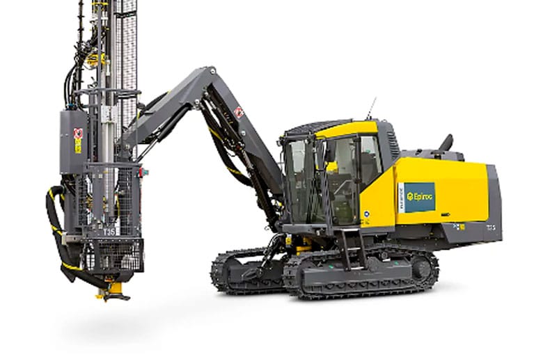 FlexiROC T35 - epiroc surface drill rigs