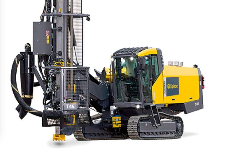 FlexiROCT45 - epiroc surface drill rigs